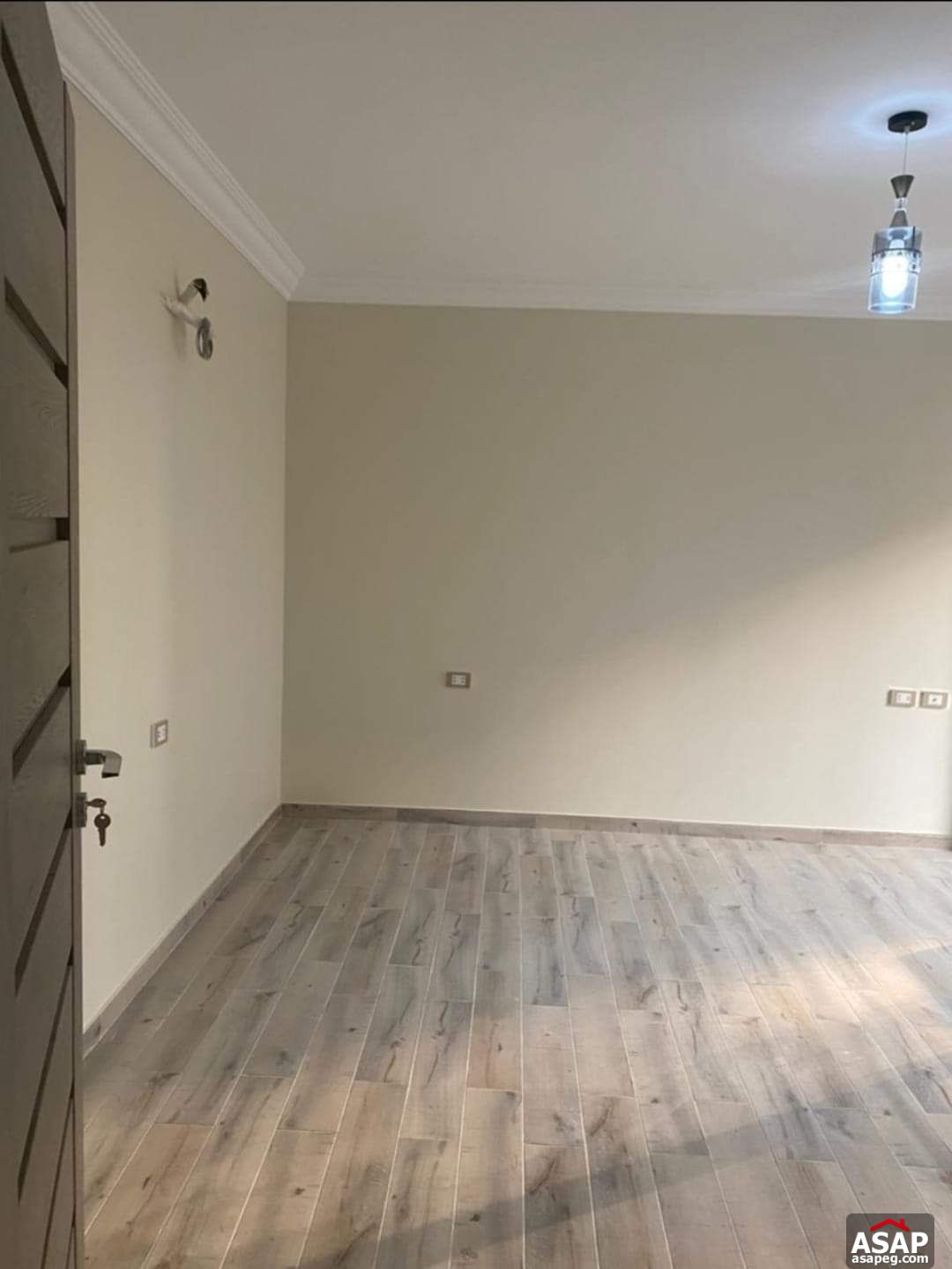 Apartment for Rent in Azad Compound Apartment for Rent in Azad Compound