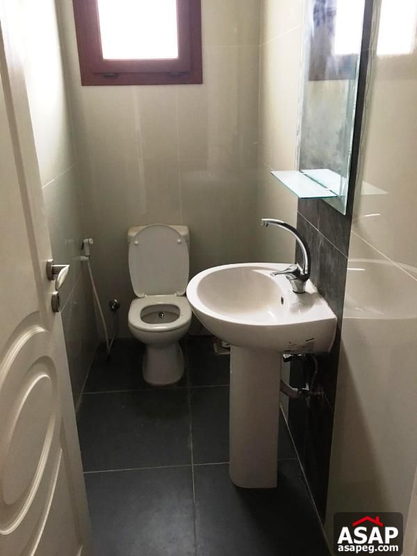 Apartment for Rent in West Golf Apartment for Rent in West Golf