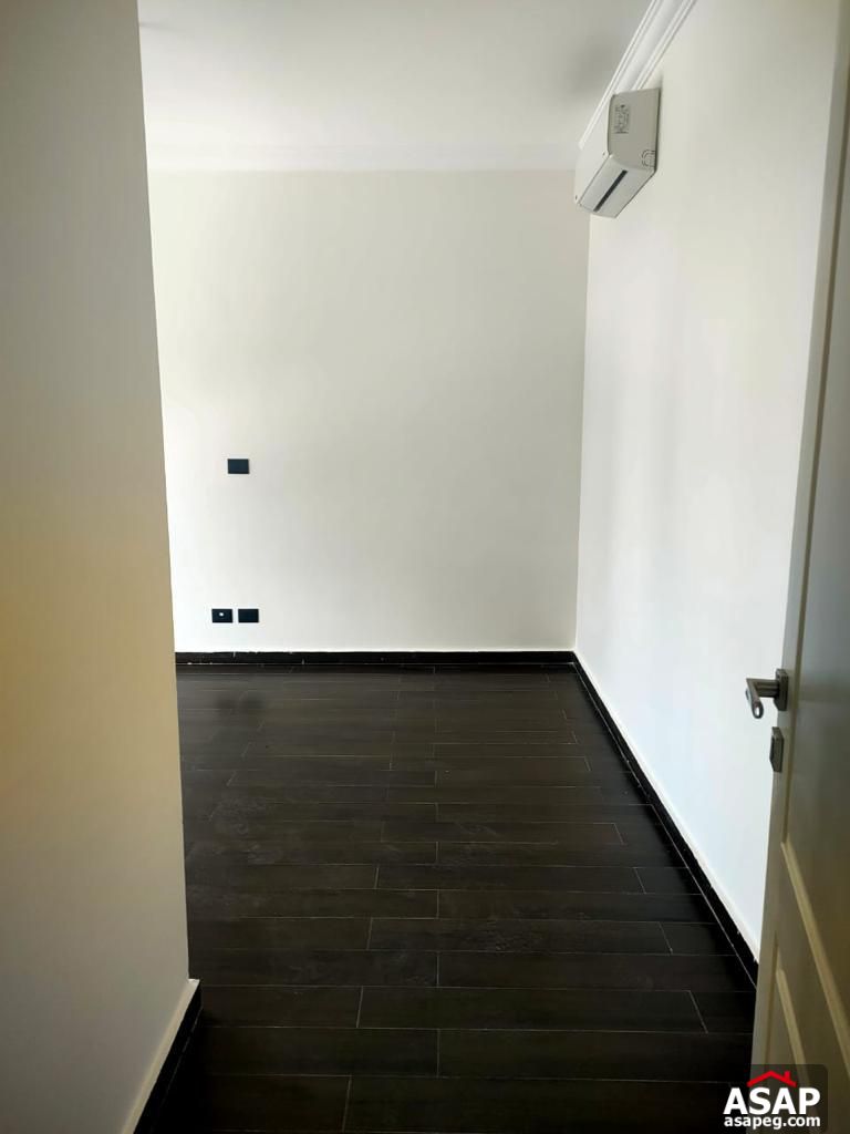 Apartment for Rent in Eastown Compound Apartment for Rent in Eastown Compound