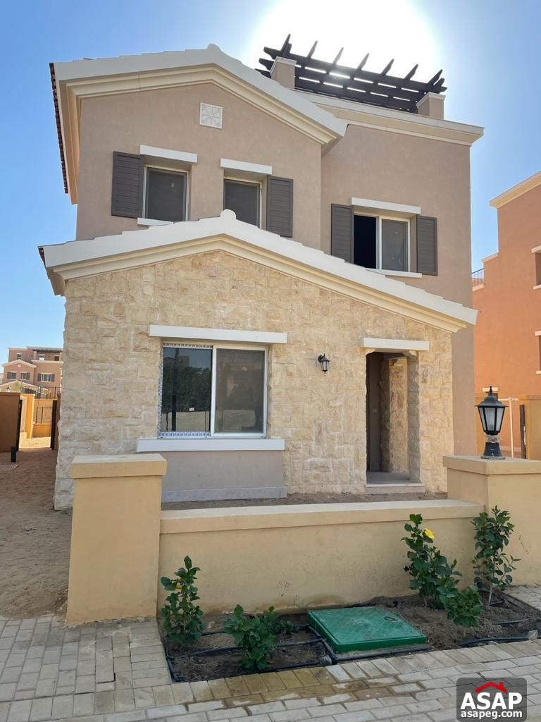Villa for Sale in Mivida Emaar