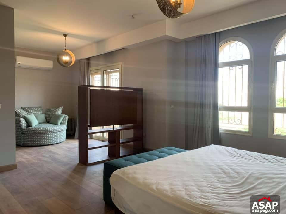 Twin House for Rent in Greens Compound