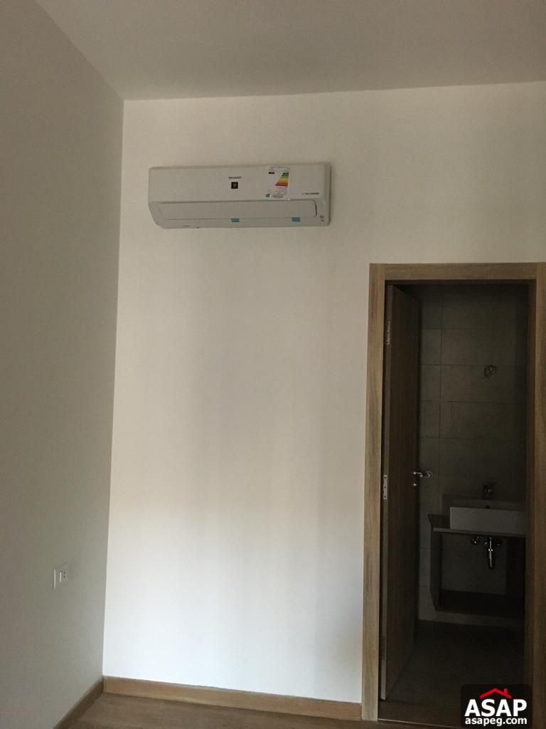 Semi Furnished Apartment for Rent in Fifth Square