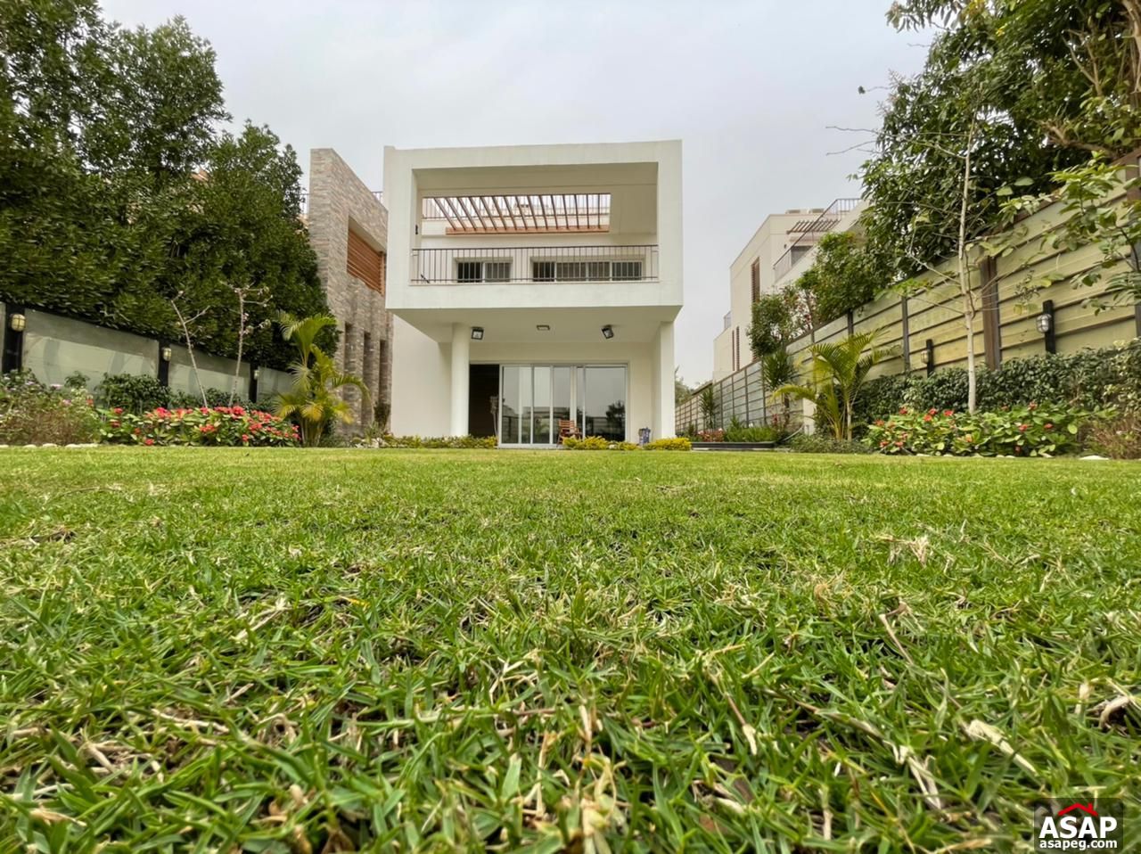 Twin House for Rent in Westown Compound Twin House for Rent in Westown Compound