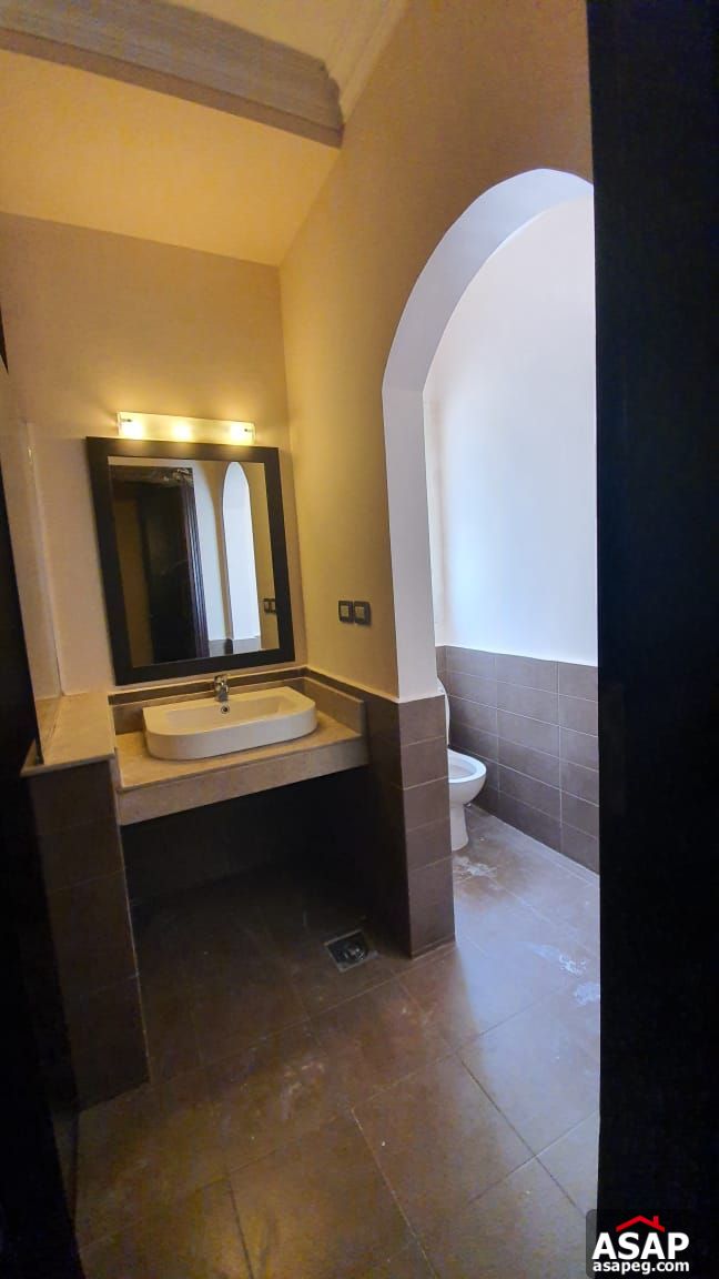 Stand Alone with Lake View for Rent in El Patio Compound Stand Alone with Lake View for Rent in El Patio Compound