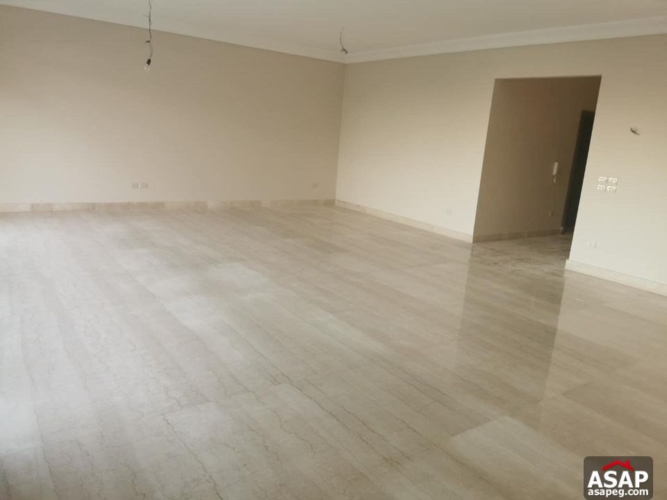 Duplex for Rent in Patio 7 Compound