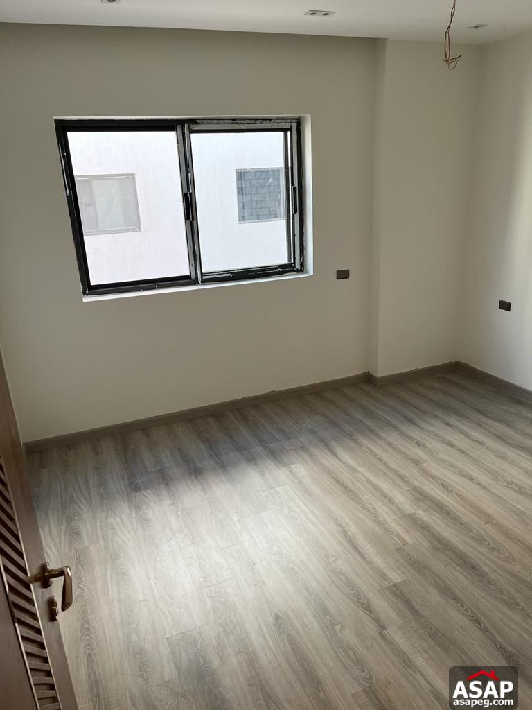 Apartment with Lake View for Rent in New Cairo