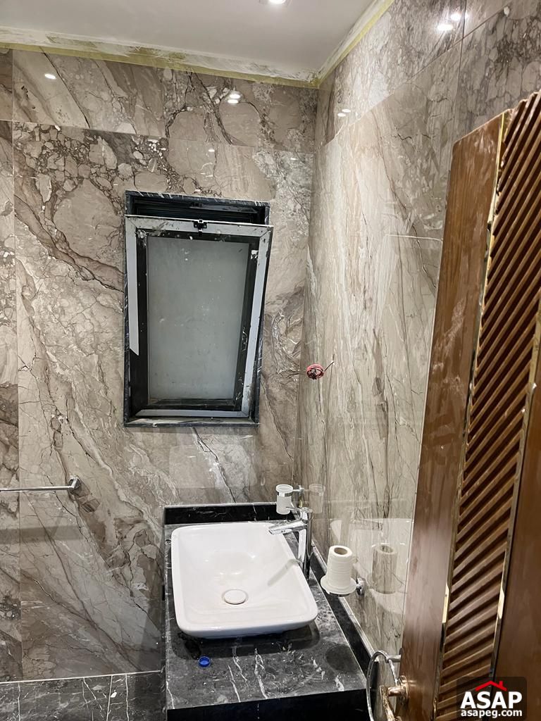 Apartment with Lake View for Rent in New Cairo