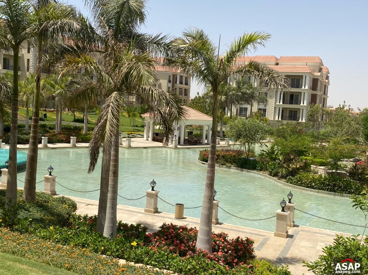 Penthouse with Lake View for Sale in Regents Park Penthouse with Lake View for Sale in Regents Park