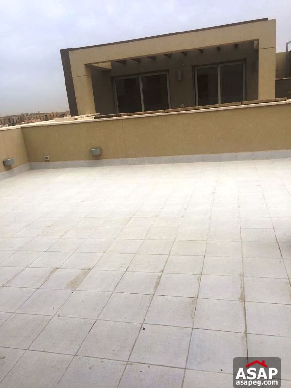 Penthouse for Rent in Village Gate