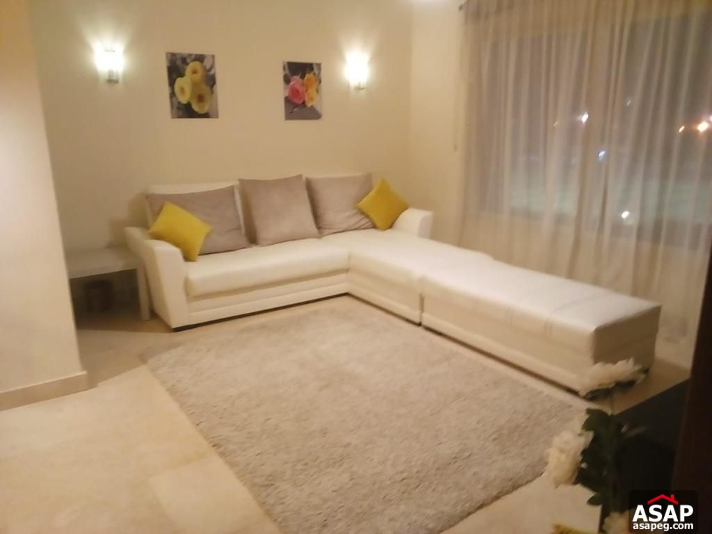 Studio for Sale in the Village Palm Hills Studio for Sale in the Village Palm Hills