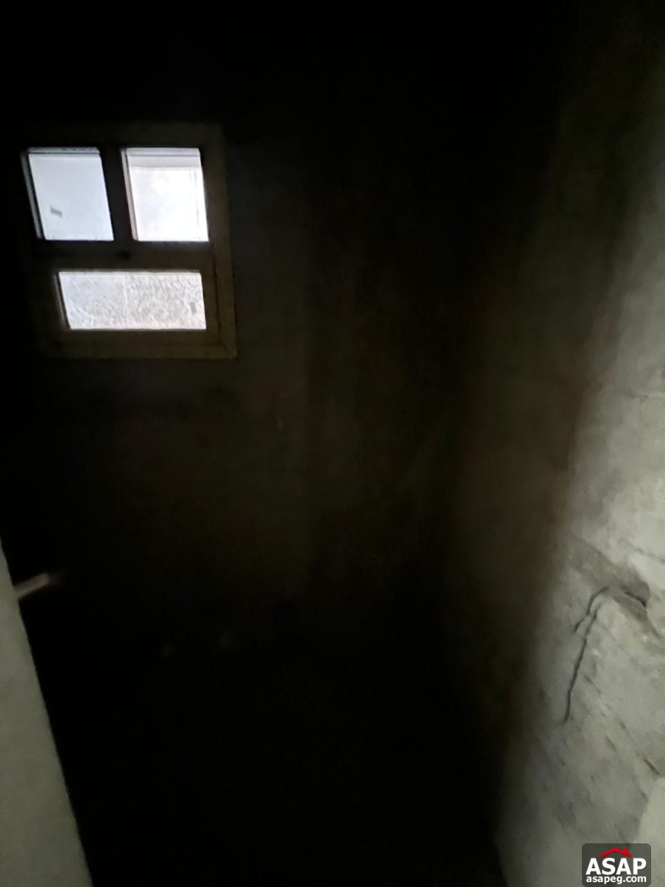 Ground Floor for Sale in Azad Compound