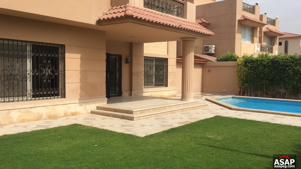 Villa with Pool for Rent in Royal City - Sheikh Zayed Villa with Pool for Rent in Royal City - Sheikh Zayed