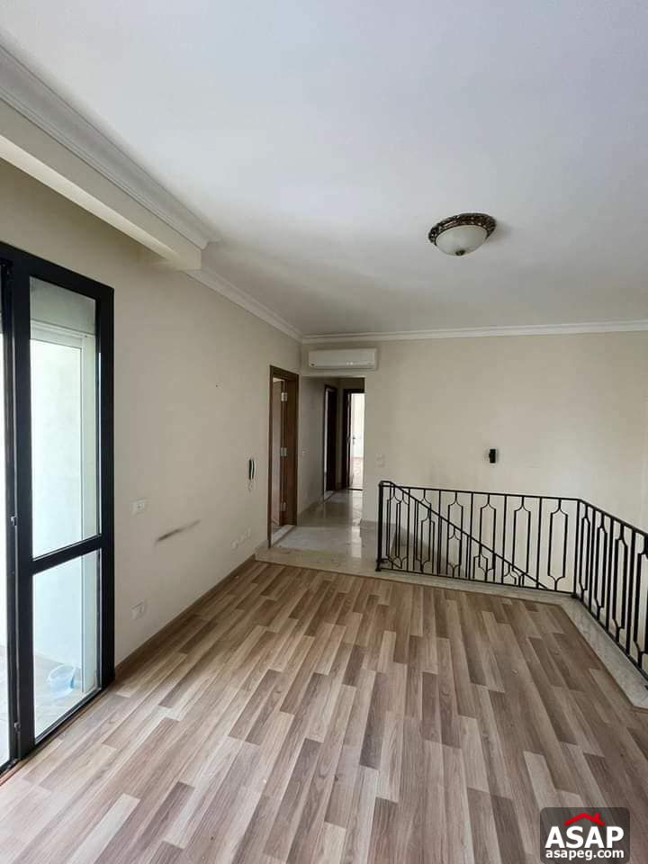 Duplex with Garden for Rent in Eastown Duplex with Garden for Rent in Eastown