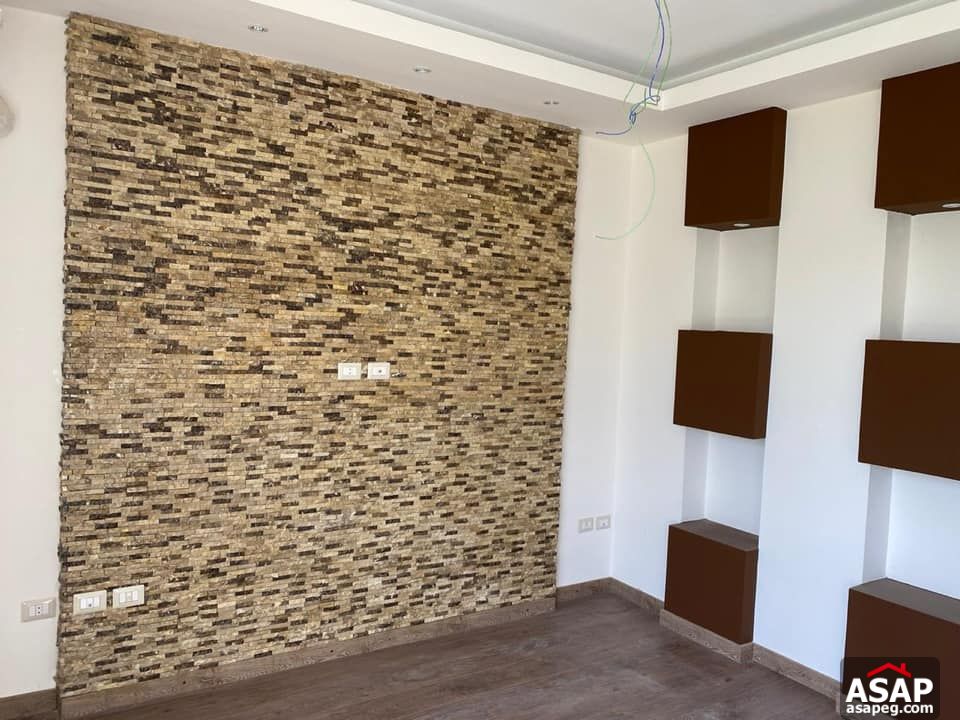 Apartment for Rent in Park View Compound