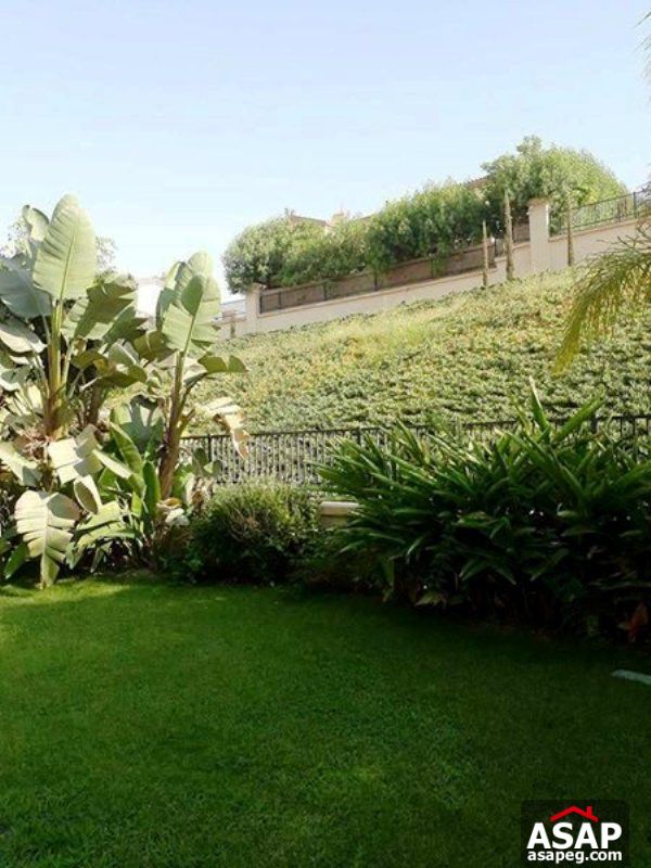 Villa with Garden for Rent in Uptown Cairo