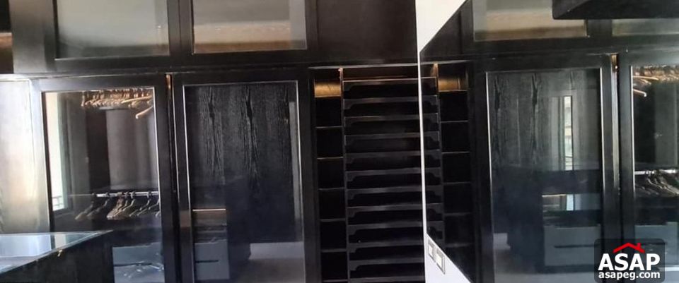 Penthouse for Sale in Village Gate Palm Hills Penthouse for Sale in Village Gate Palm Hills