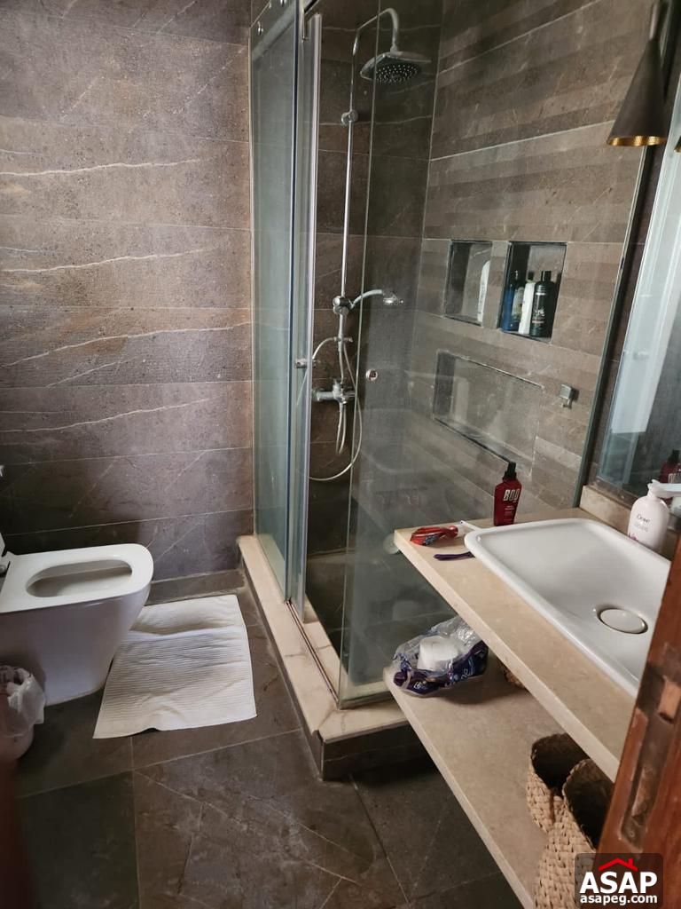 Finished Penthouse for Sale in Mountain View Executive Finished Penthouse for Sale in Mountain View Executive