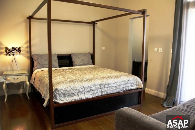 Furnished Villa with Garden for Rent in Allegria