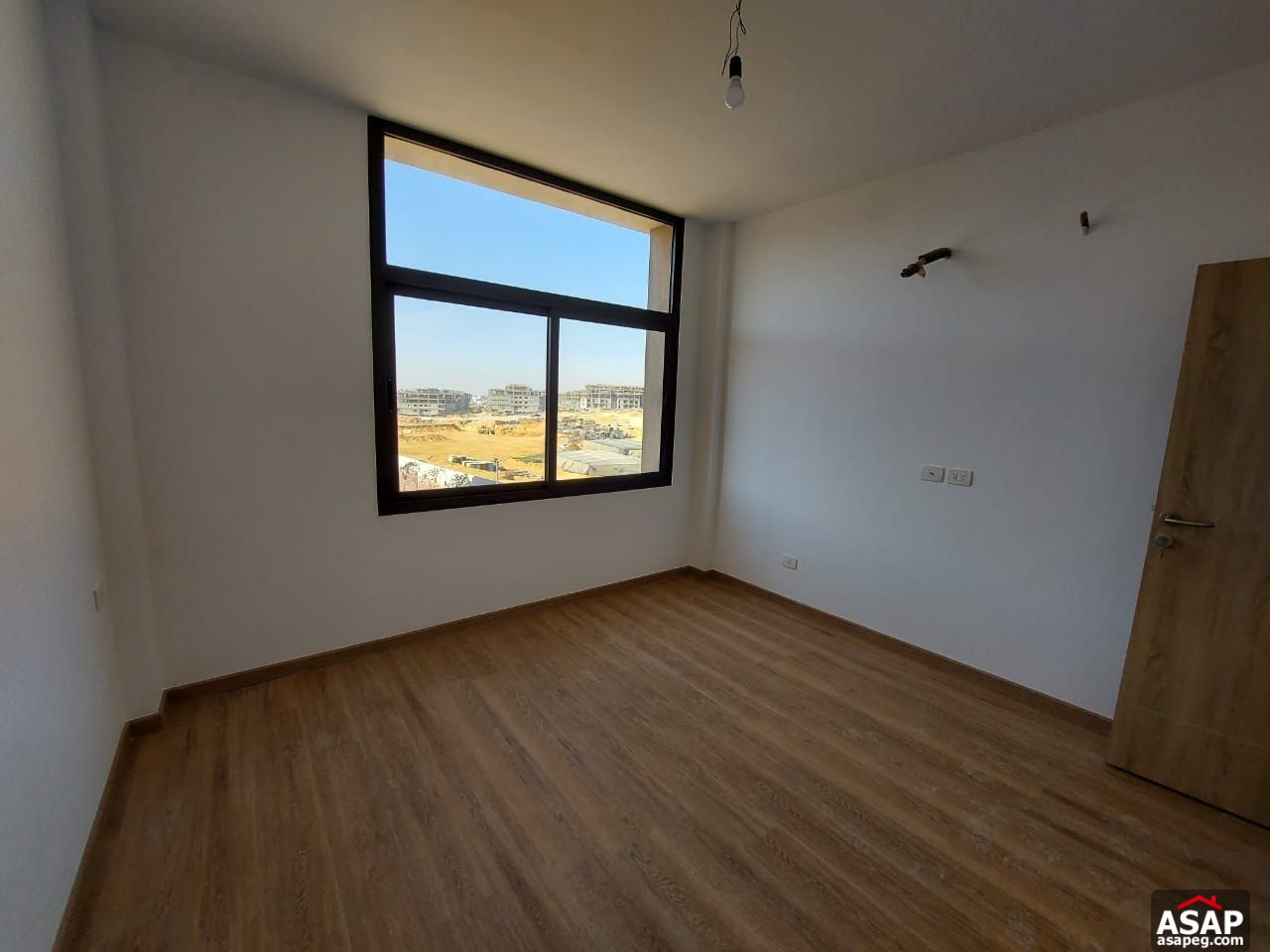 Penthouse for Rent in 5th Square