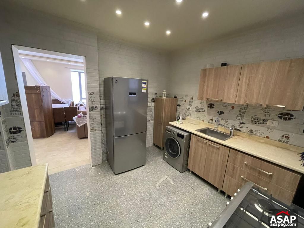 Furnished Apartment for Rent in Eastown Furnished Apartment for Rent in Eastown