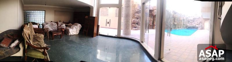 Duplex with Pool for Rent in West Golf