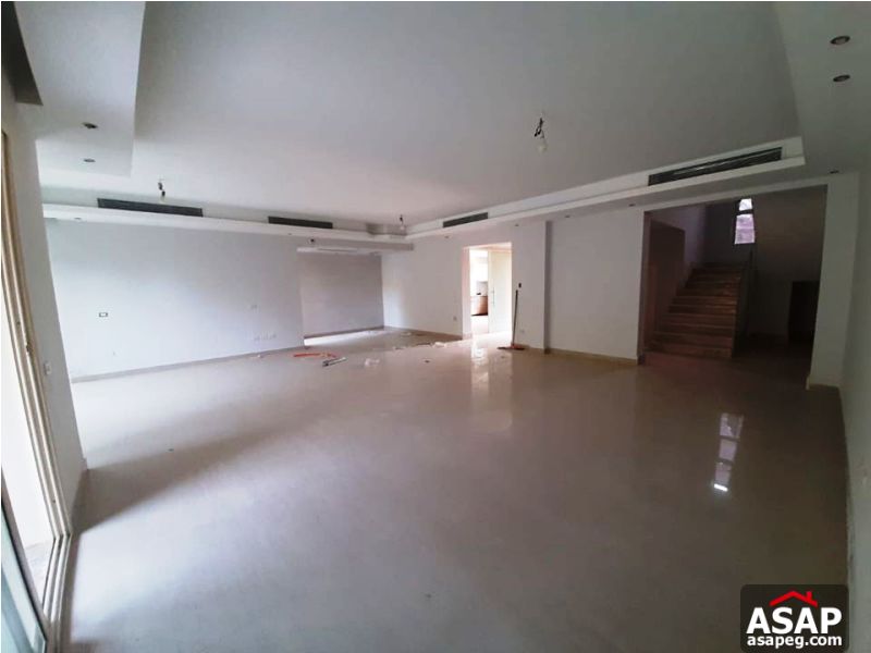 Twin House with Garden for Rent in Bellagio