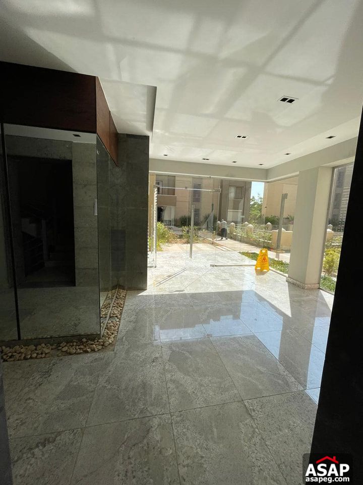 Duplex for Rent in Village Gate