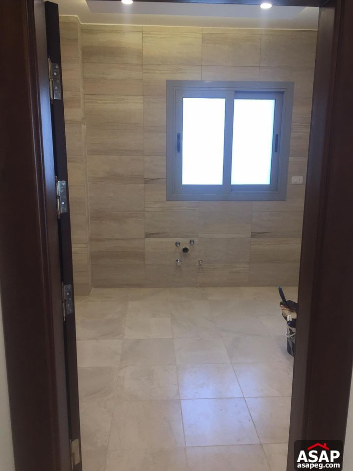 Apartment for Rent in West Golf Apartment for Rent in West Golf