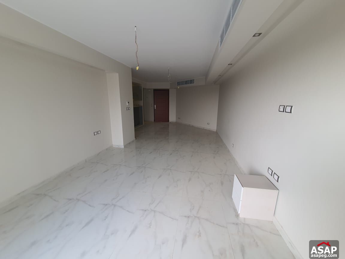 Semi Furnished Studio for Rent in Hyde Park Semi Furnished Studio for Rent in Hyde Park