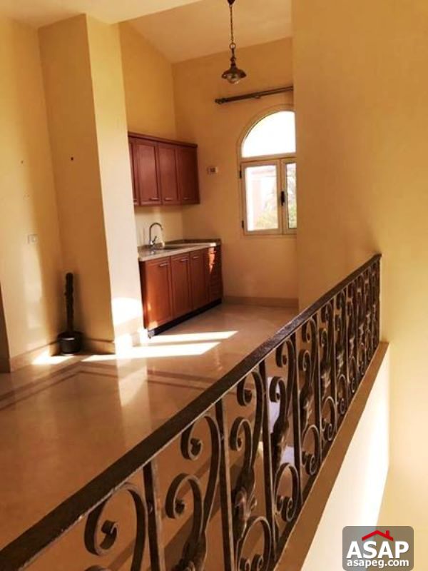 Villa with Big Garden for Rent in New Cairo