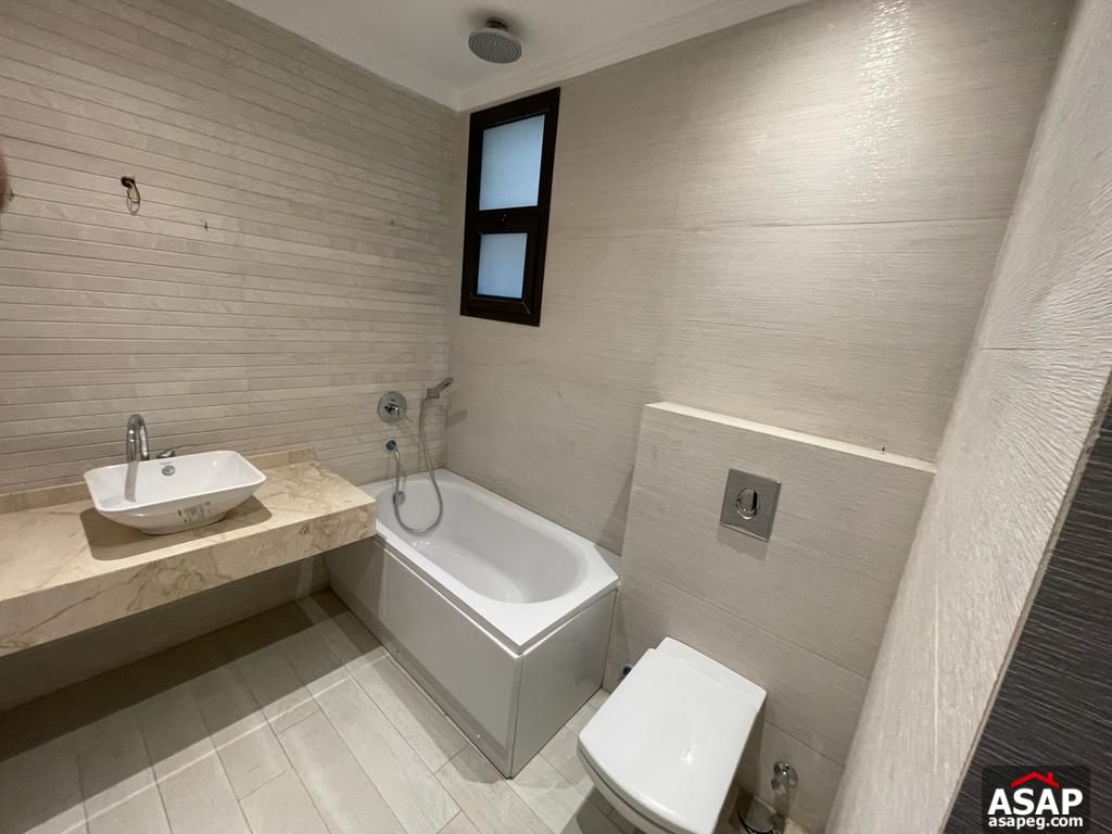 Duplex with Garden for Rent in Eastown