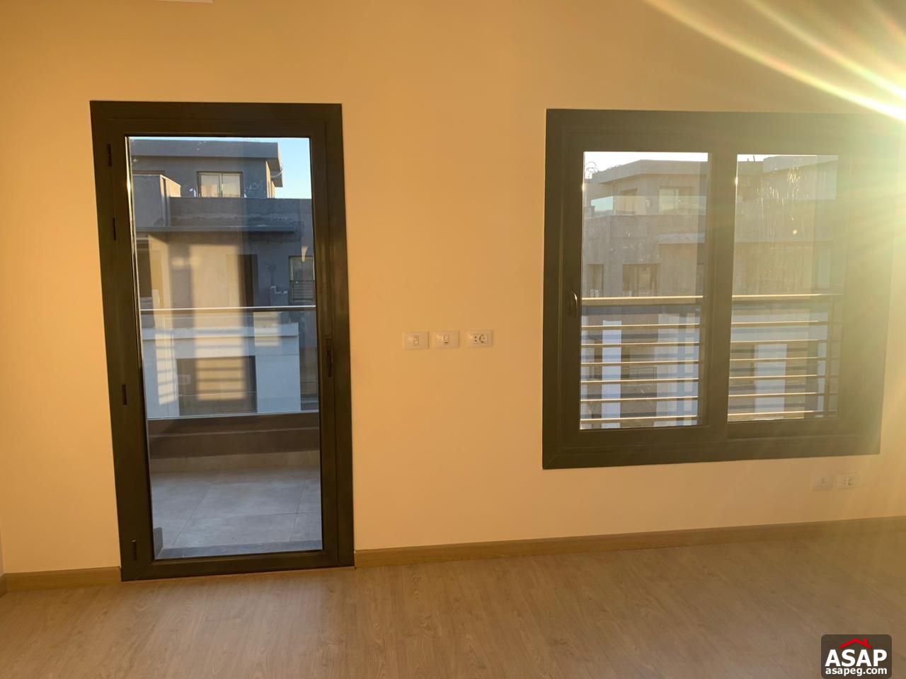 Duplex with Garden for Sale in Trio Gardens Duplex with Garden for Sale in Trio Gardens