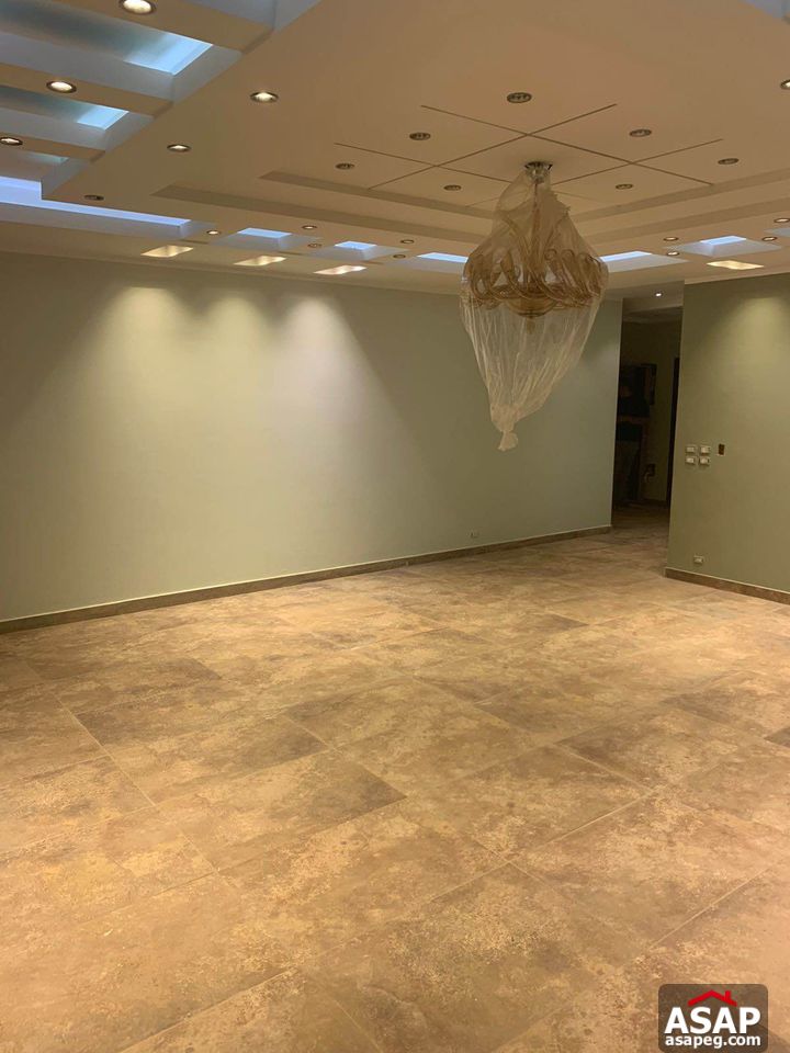 Apartment for Rent in West Golf Apartment for Rent in West Golf