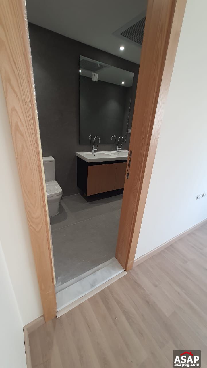 Apartment with Lake View in Lake View Residence Apartment with Lake View in Lake View Residence