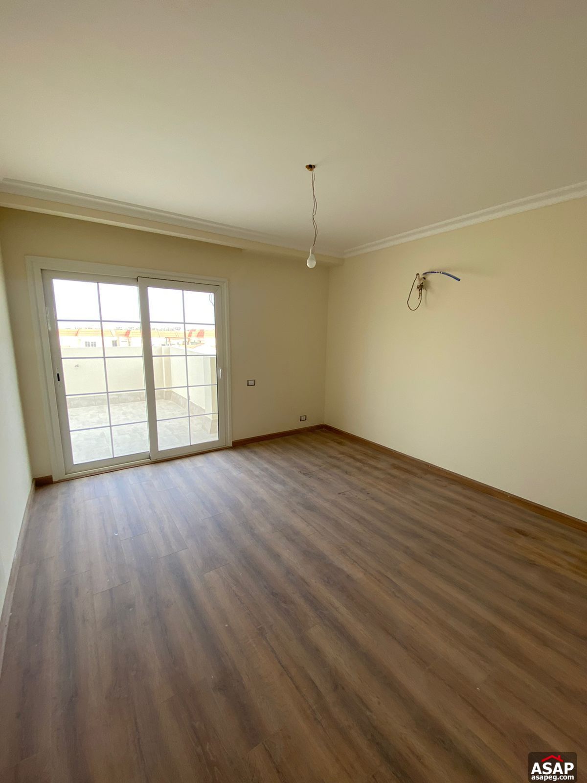 Penthouse with Lake View for Sale in Regents Park Penthouse with Lake View for Sale in Regents Park