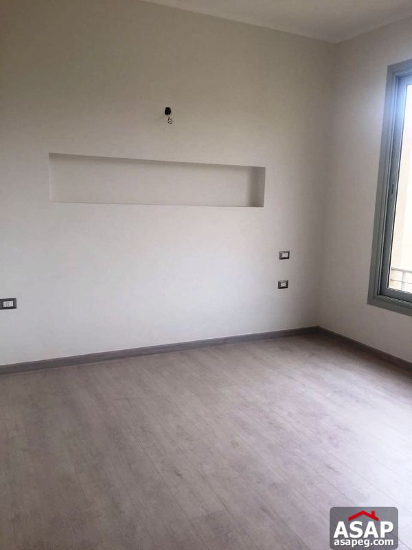 Penthouse for Rent in Village Gate