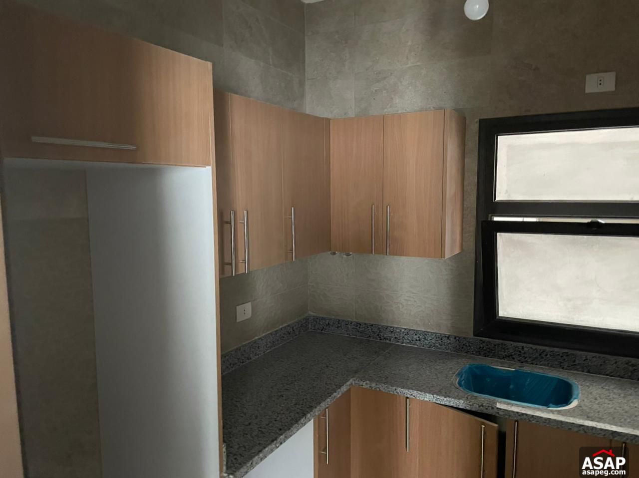 Apartment for Rent in Fifth Square Apartment for Rent in Fifth Square