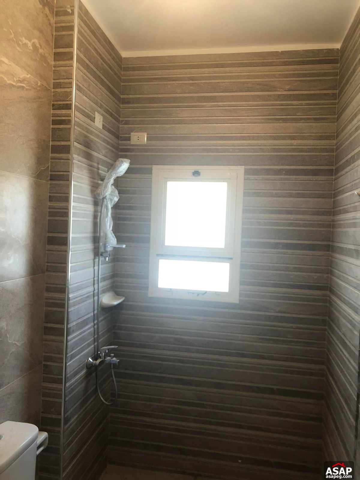 Twin House for Rent in Mivida Emaar