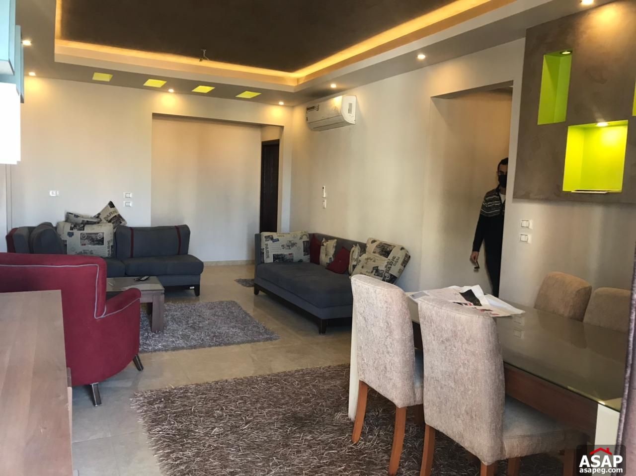 Furnished Apartment for Rent in Eastown Furnished Apartment for Rent in Eastown