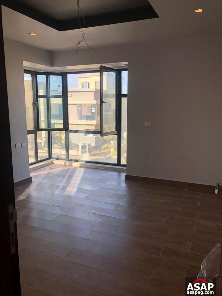 Stand Alone for Sale in Villette Compound