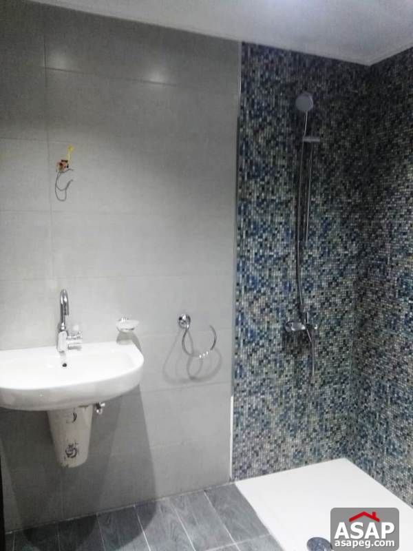 Apartment for Rent in West Golf Apartment for Rent in West Golf