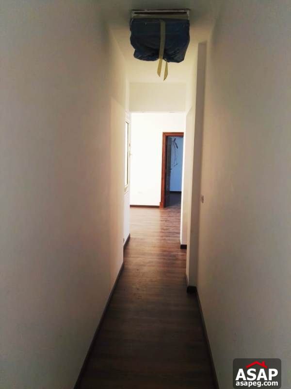 Apartment for Rent in West Golf Apartment for Rent in West Golf