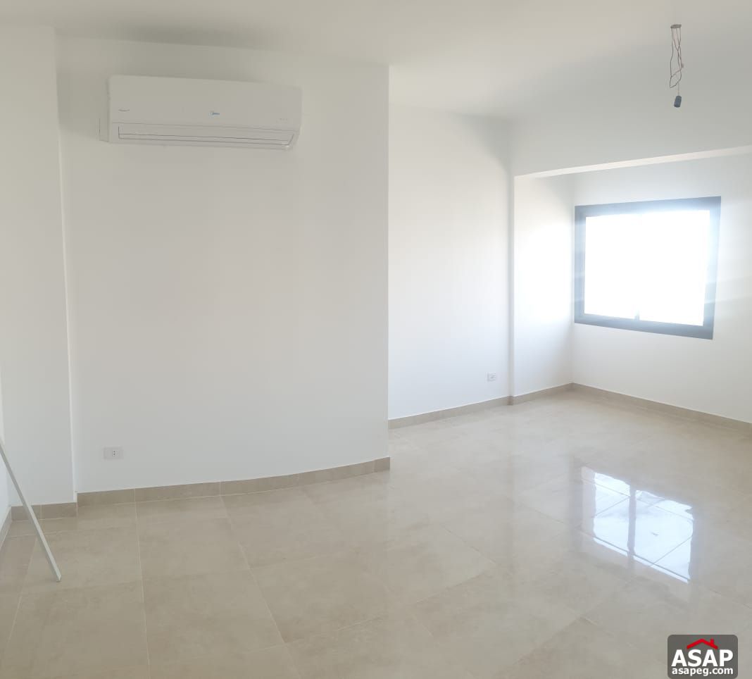 Penthouse for Rent in Fifth Square