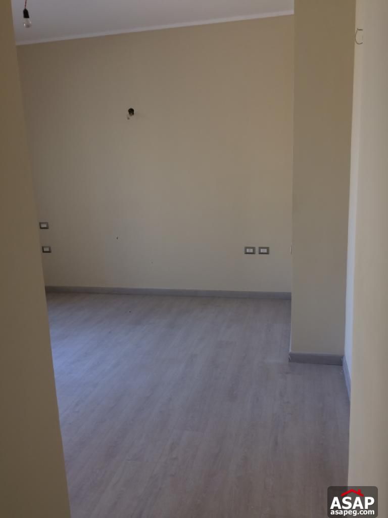 Ground Floor for Sale in Village Gate Palm Hills