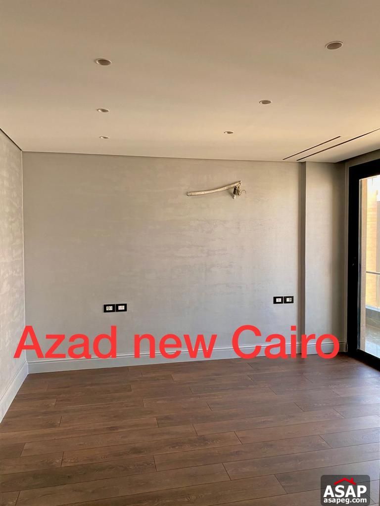 Apartment for Sale in Azad Compound