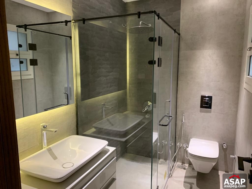 Apartment with Big Garden in Katameya Plaza