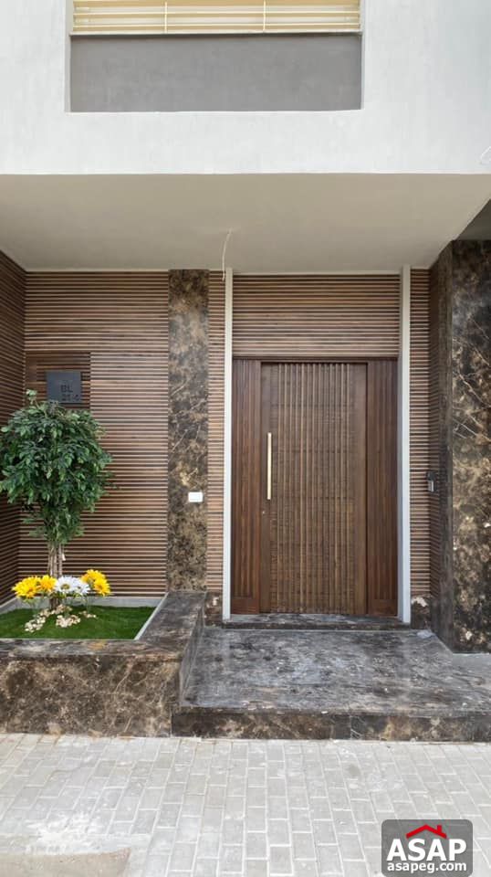 Town House for Rent in Palm Hills Town House for Rent in Palm Hills