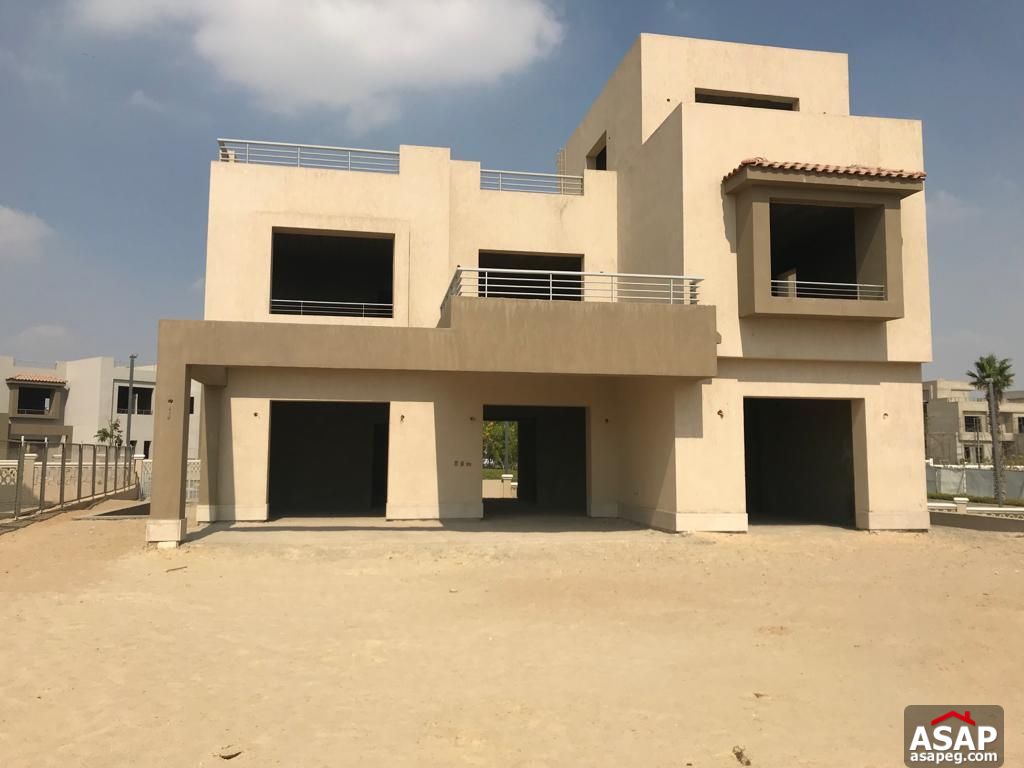 Villa for Sale in Palm Hills Golf Extension Villa for Sale in Palm Hills Golf Extension