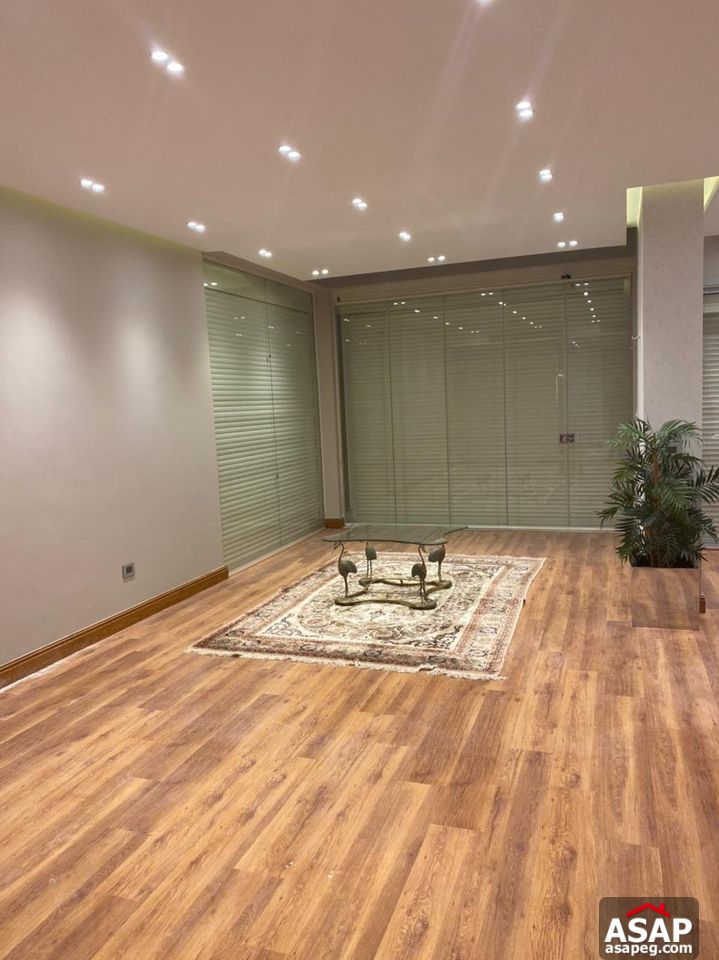 Duplex with Garden for Rent in VGK