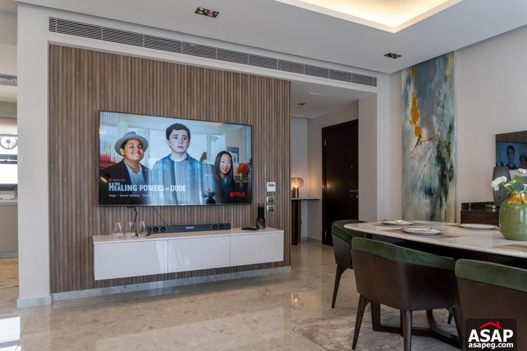 Furnished Apartment for Rent in Eastown Furnished Apartment for Rent in Eastown